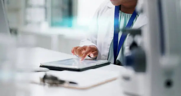 How can doctor software reduce operational costs